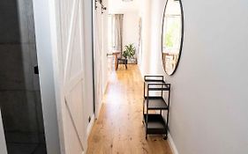 Aloha Apartment